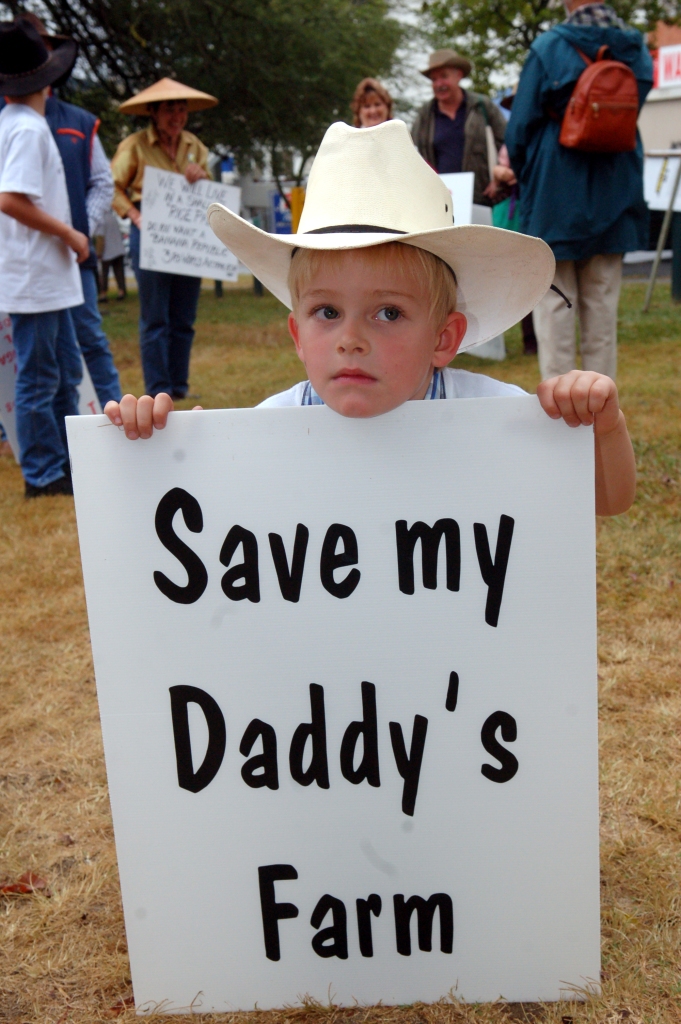 Campbell Cochrane's sign says it all - Traveston Dam protest - June 2006 - Gympie Times collection